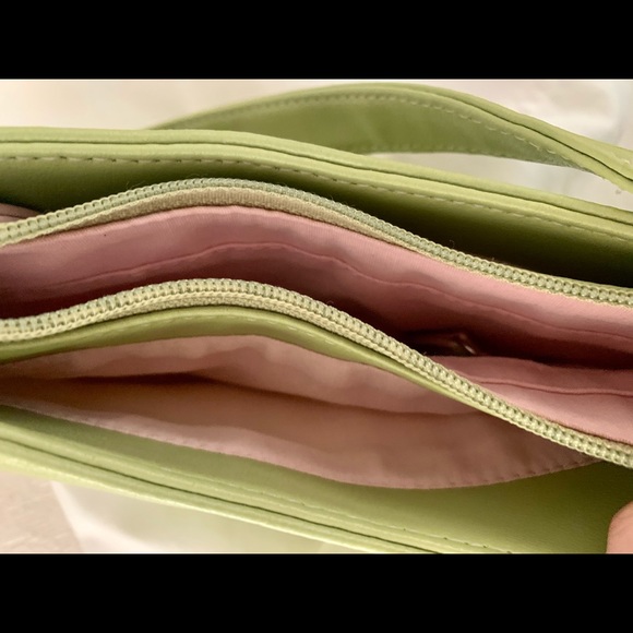 Liz Claiborne purse - Picture 4 of 5